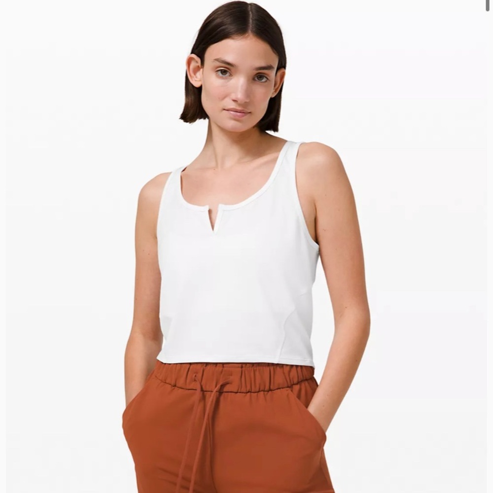 Lululemon Cropped Henley Tank white and grey